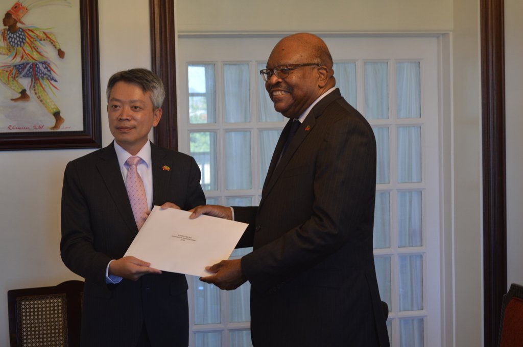 NEW REPUBLIC OF CHINA AMBASSADOR TO ST. KITTS-NEVIS PRESENTS CREDENTIALS TO GOVERNOR-GENERAL